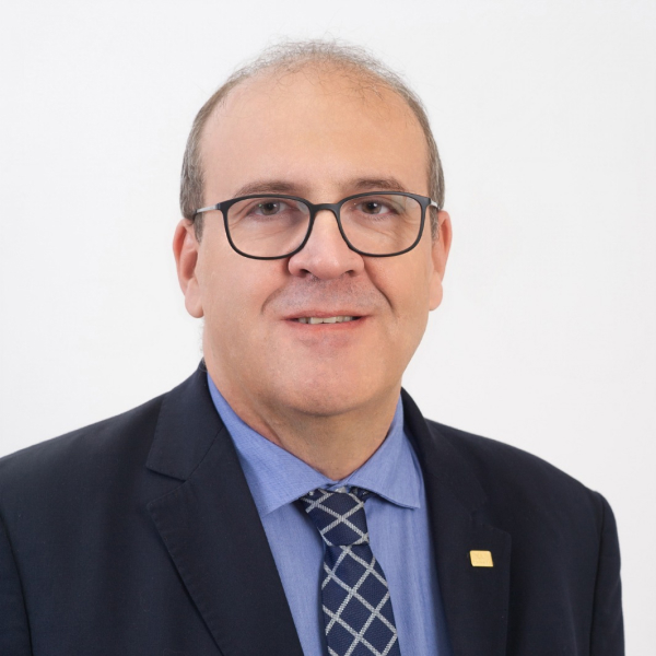Dr. André Germano dos Santos Leite